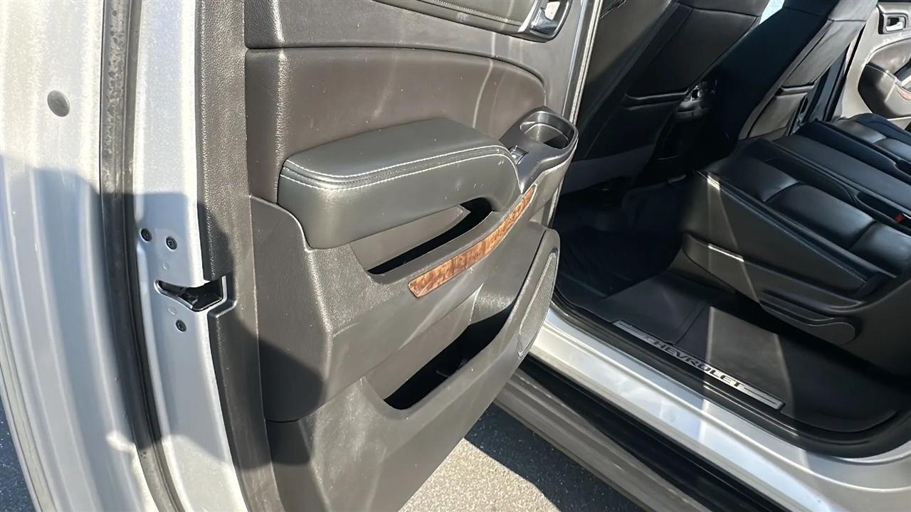 Chevrolet Suburban  2020