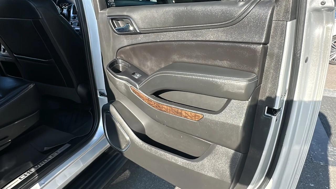 Chevrolet Suburban  2020
