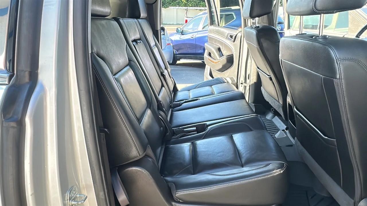 Chevrolet Suburban  2020
