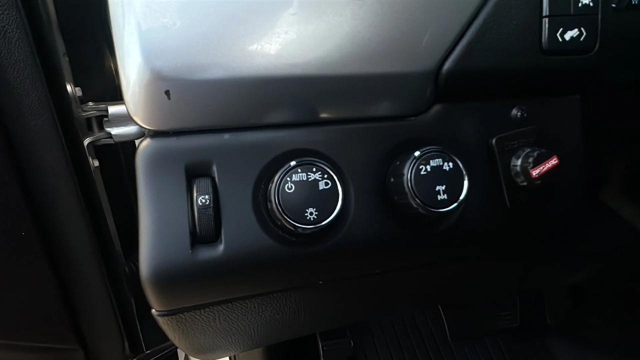Chevrolet Suburban  2020
