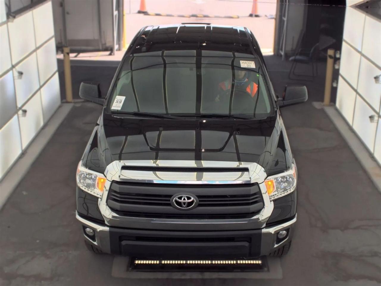 Toyota Tundra 2WD Truck  2015