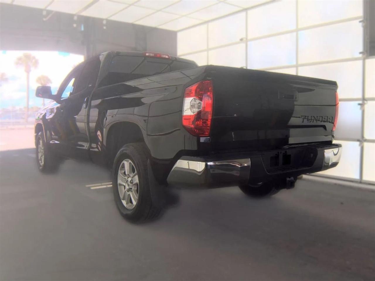 Toyota Tundra 2WD Truck  2015