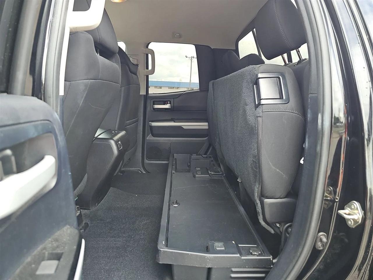 Toyota Tundra 2WD Truck  2015