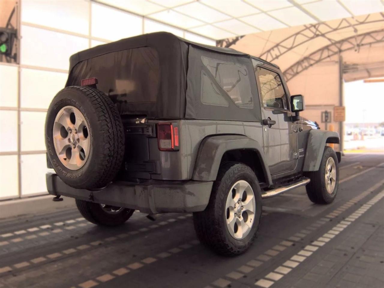 Jeep Wrangler  2014