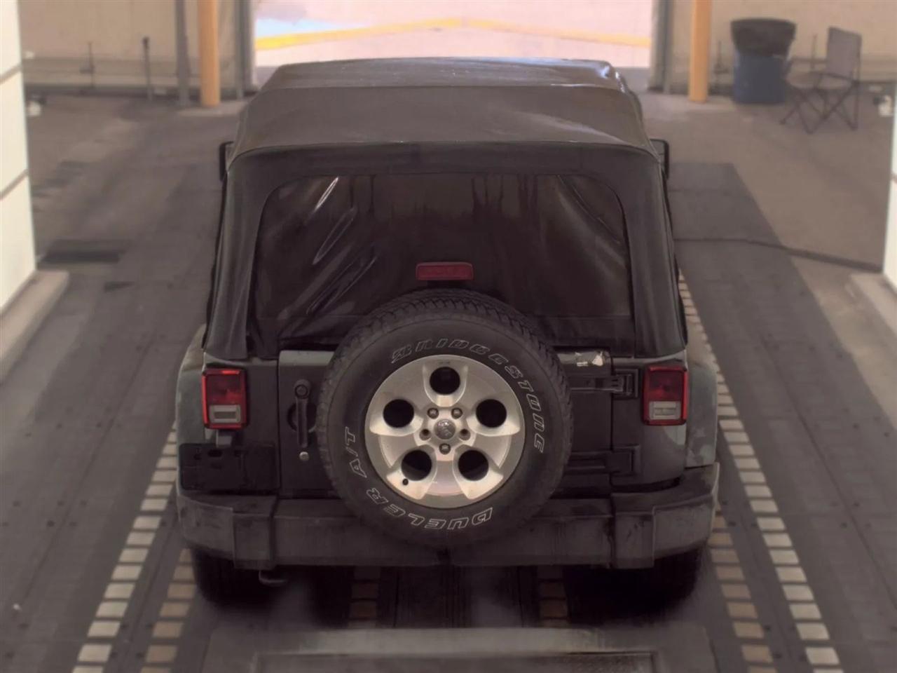 Jeep Wrangler  2014
