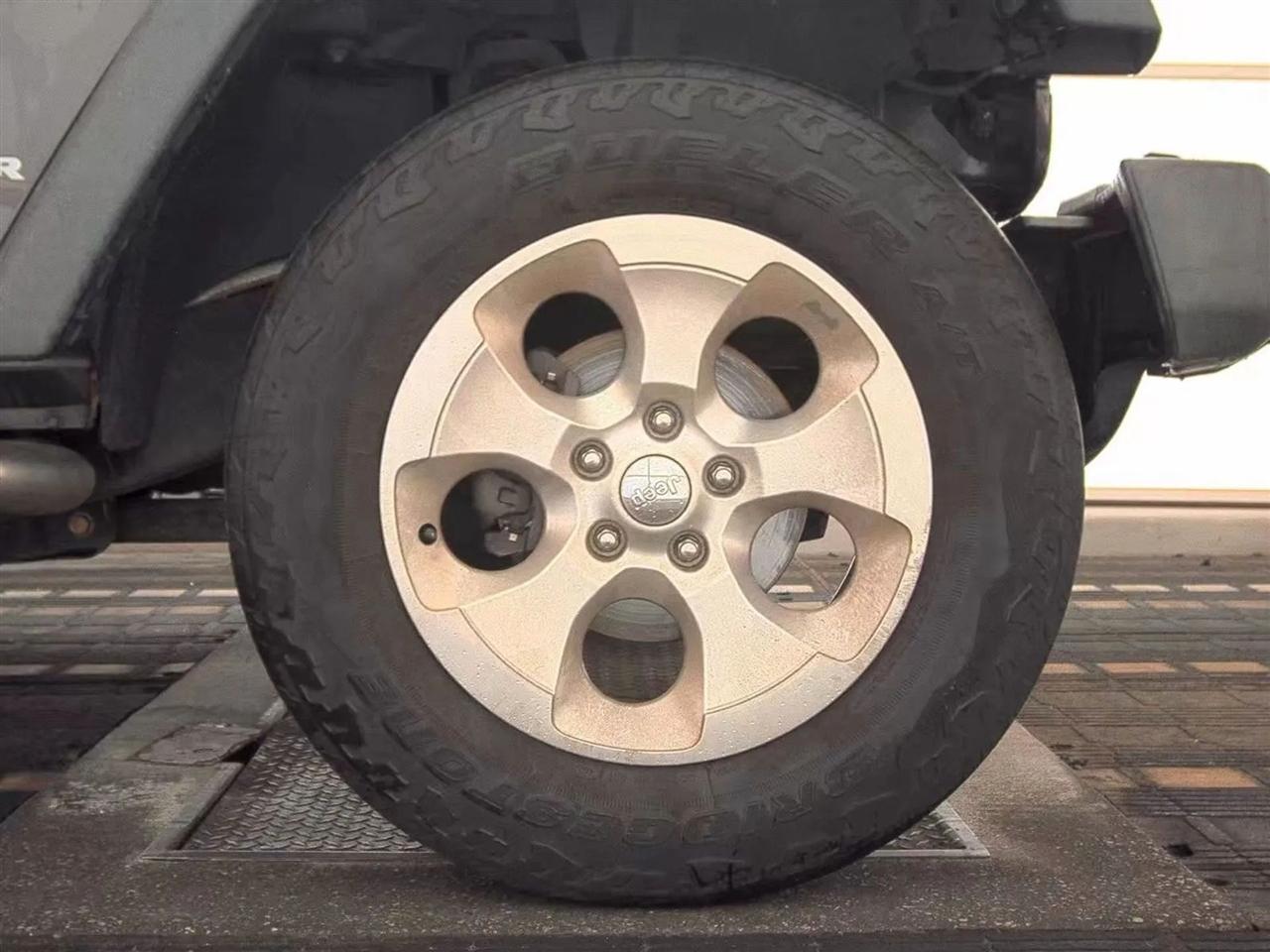 Jeep Wrangler  2014