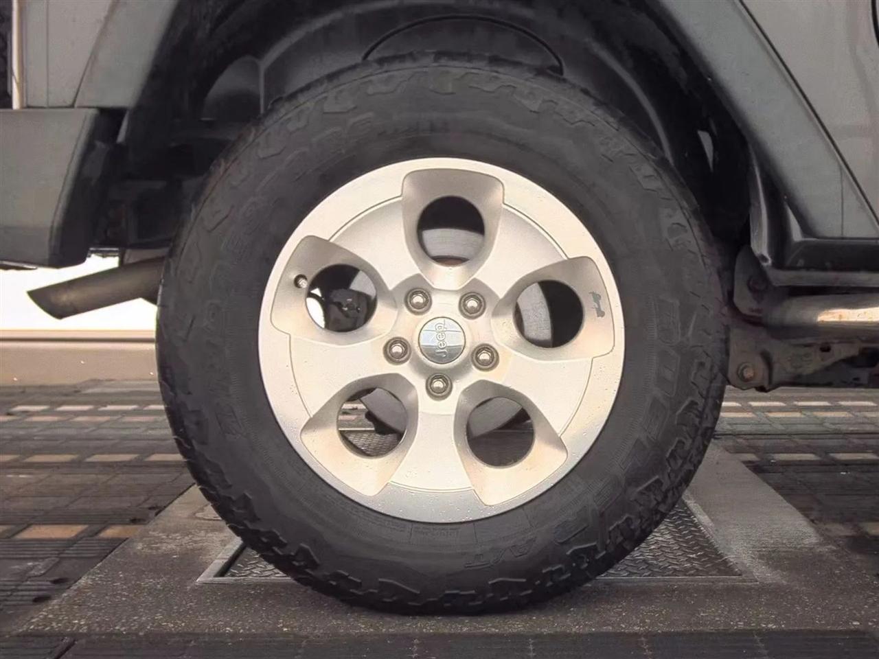 Jeep Wrangler  2014