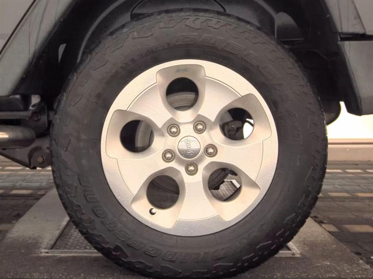 Jeep Wrangler  2014