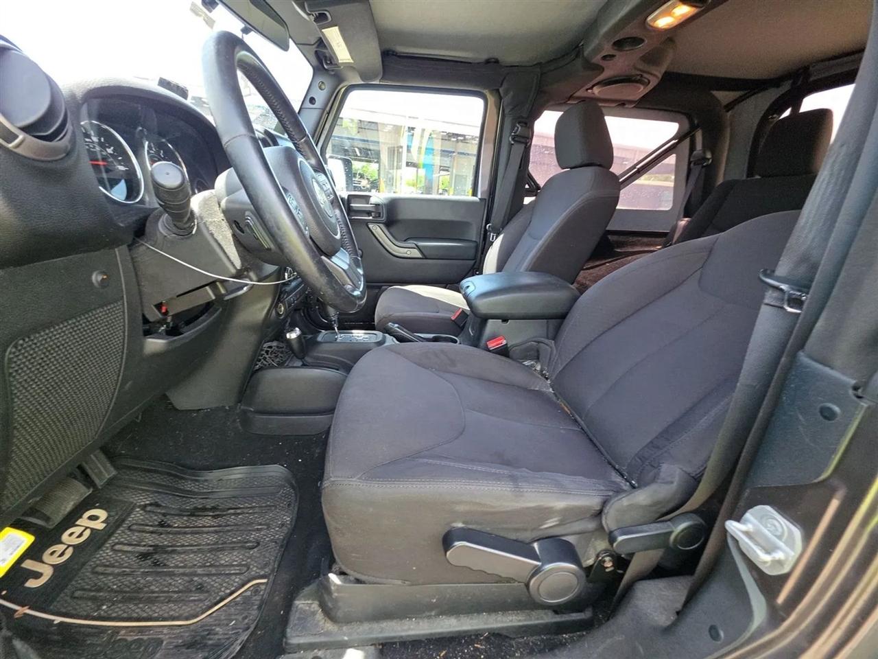 Jeep Wrangler  2014