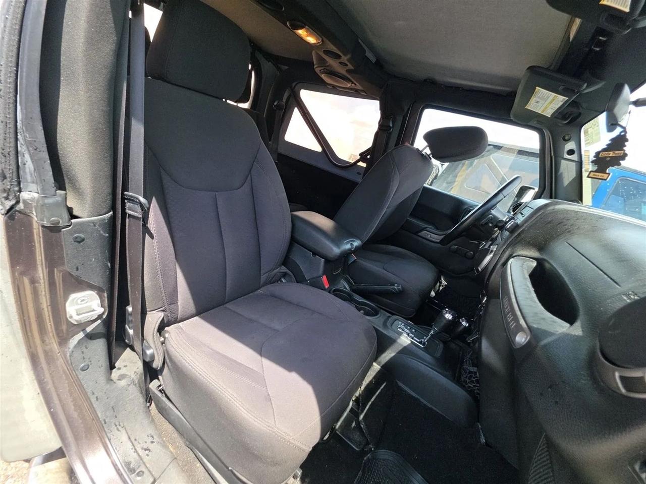 Jeep Wrangler  2014