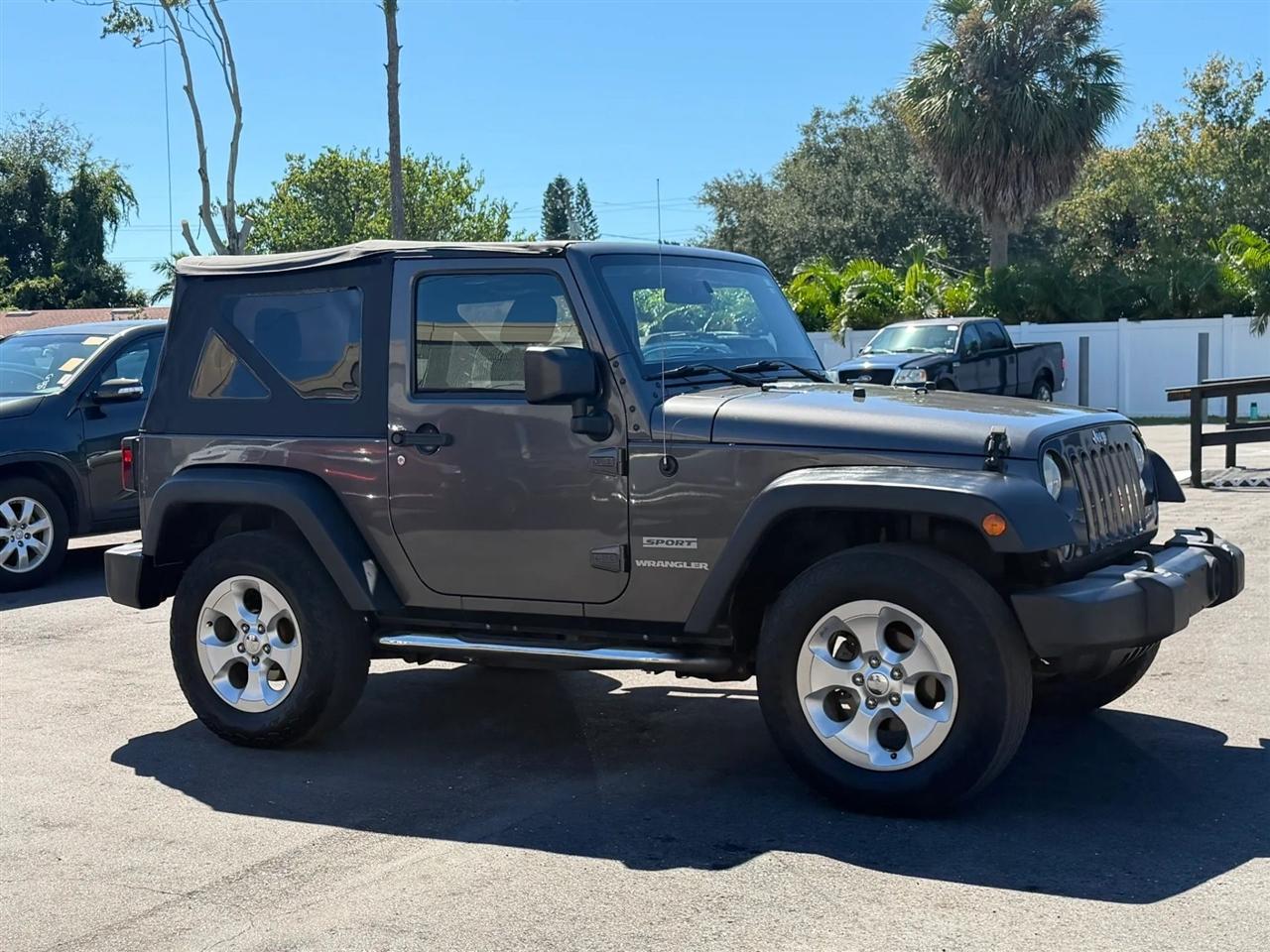 Jeep Wrangler  2014
