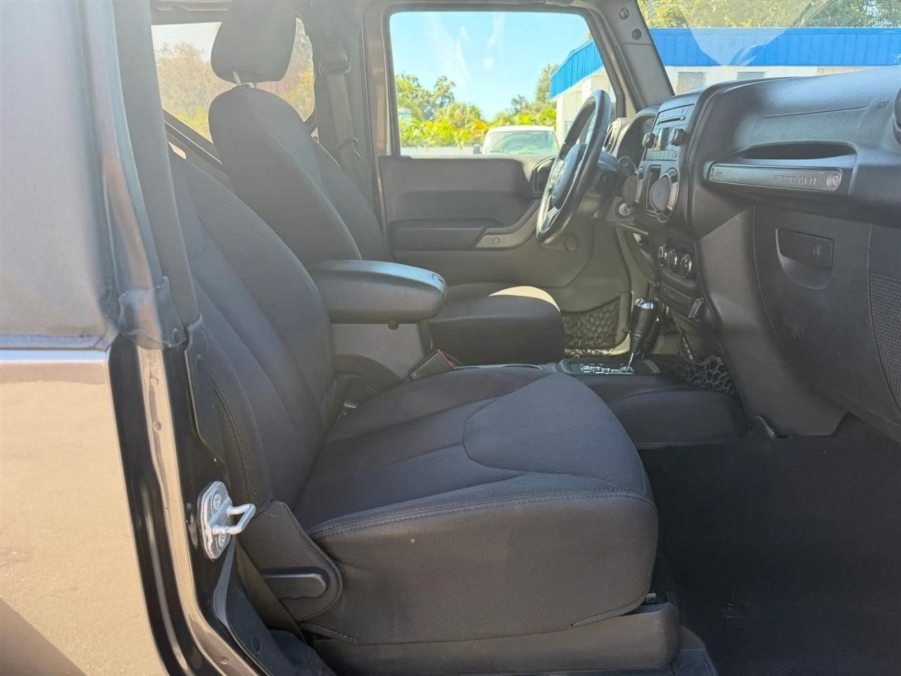Jeep Wrangler  2014