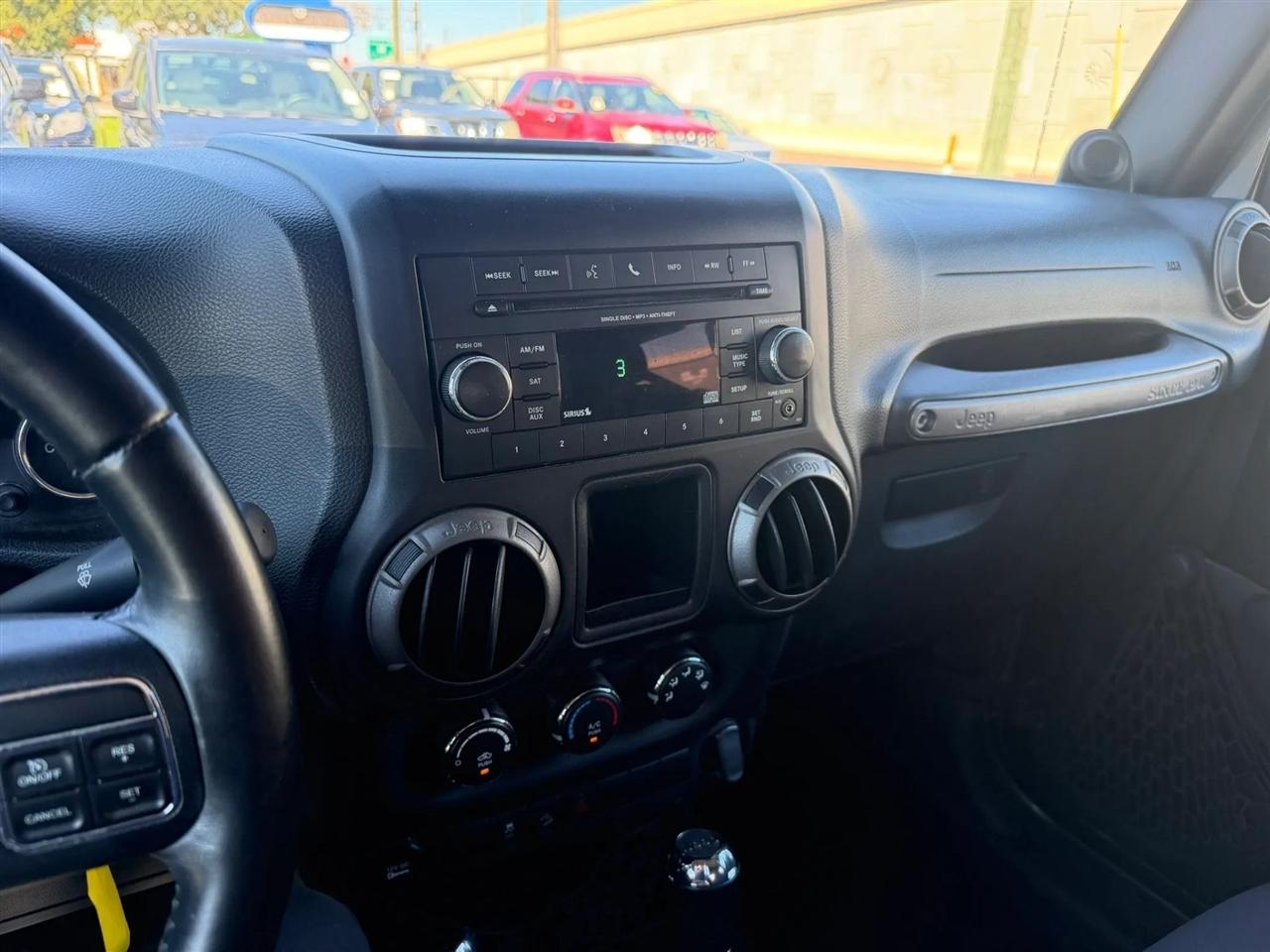 Jeep Wrangler  2014