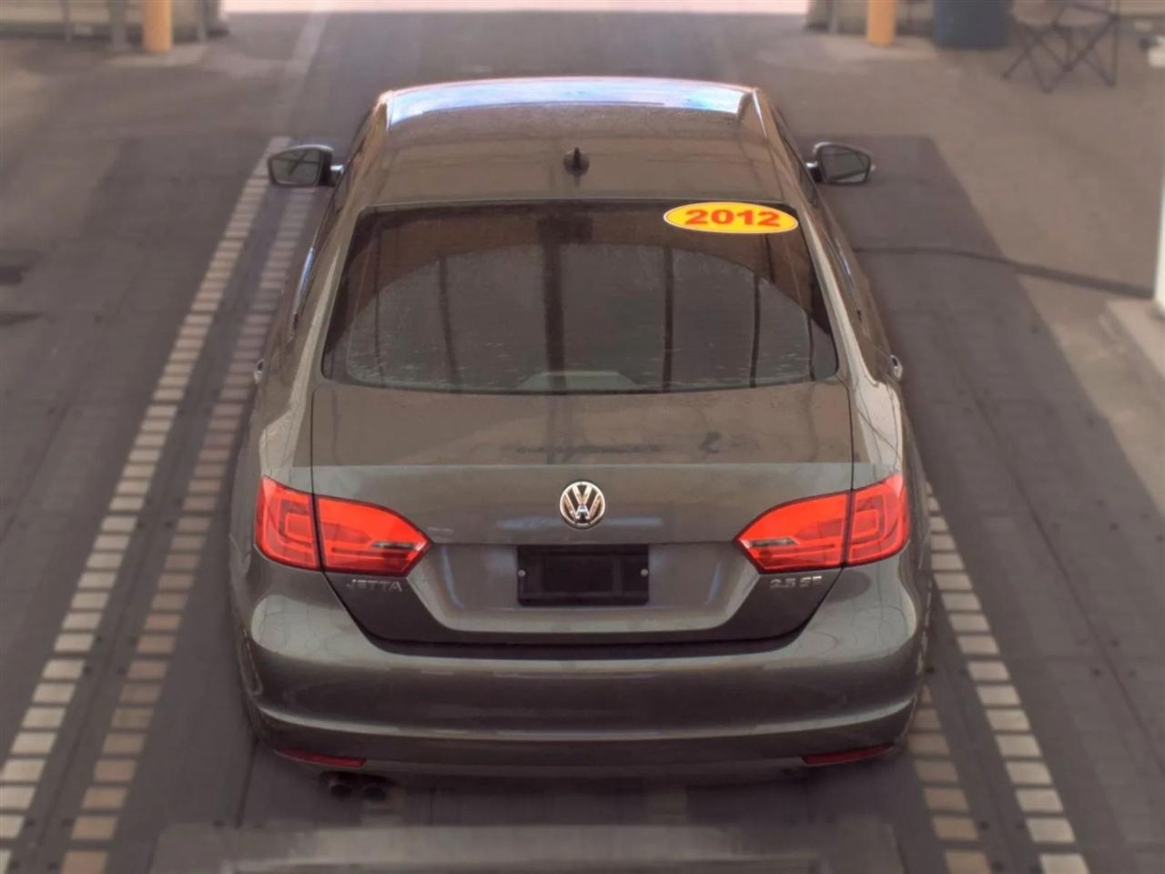 Volkswagen Jetta Sedan  2012