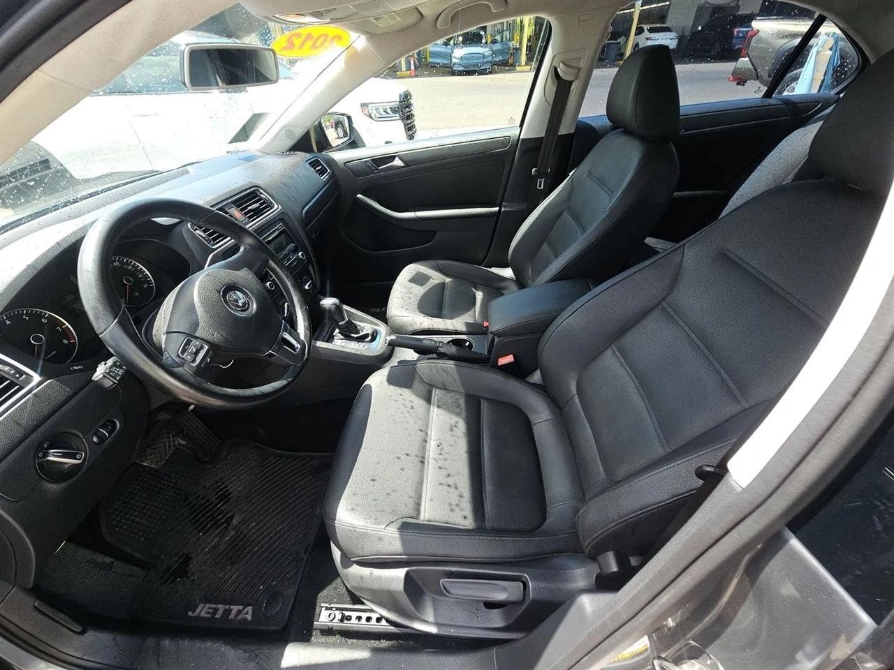 Volkswagen Jetta Sedan  2012