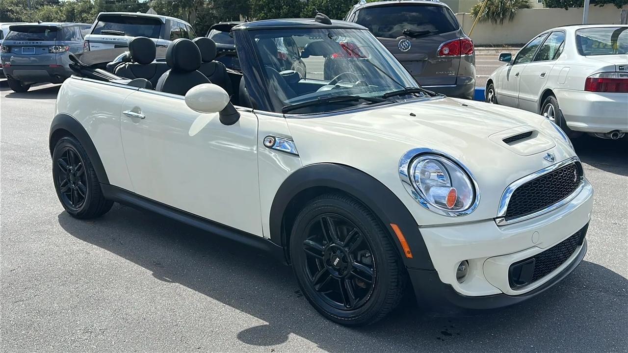 MINI Cooper Convertible  2014