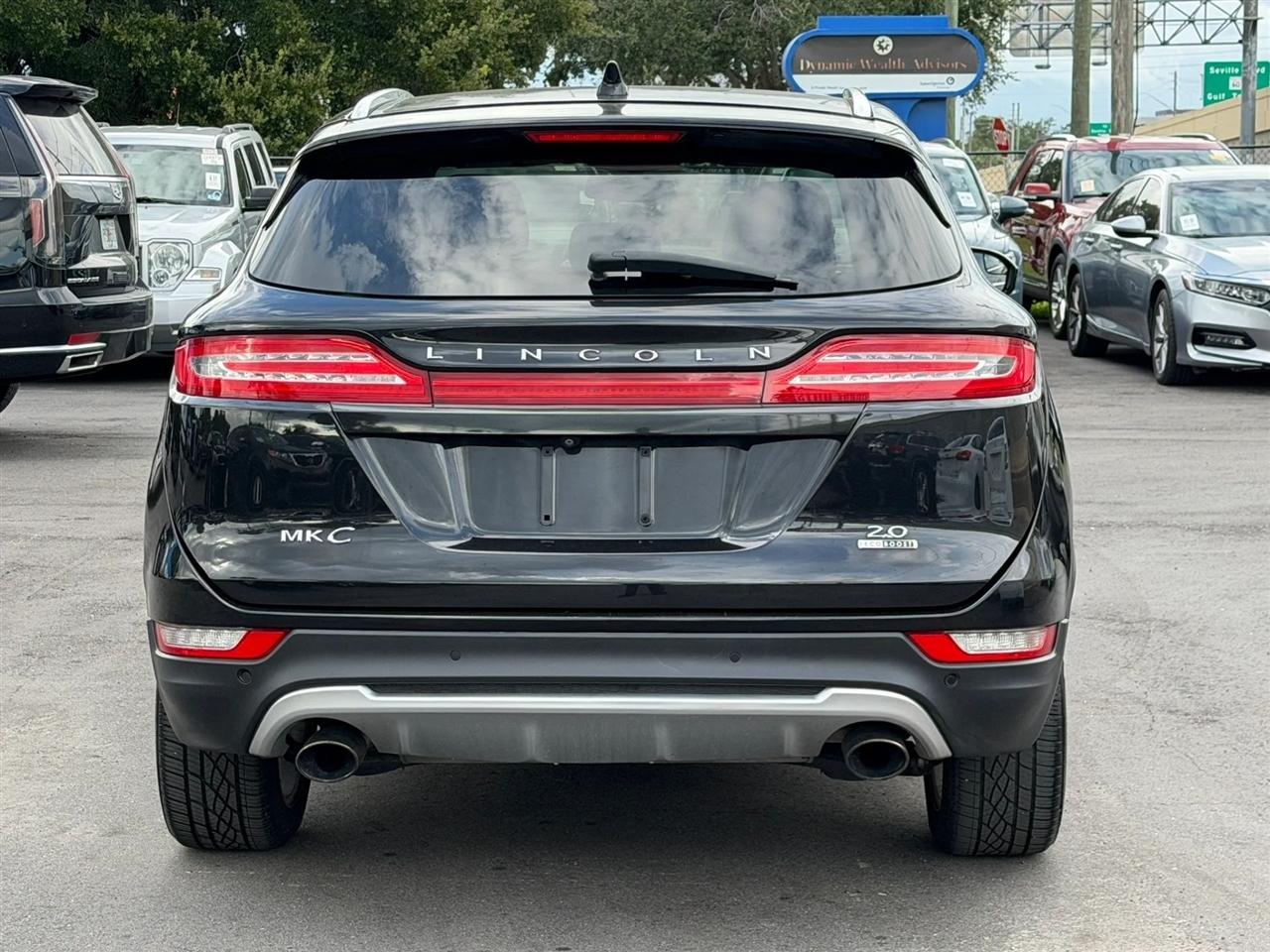 Lincoln MKC  2015