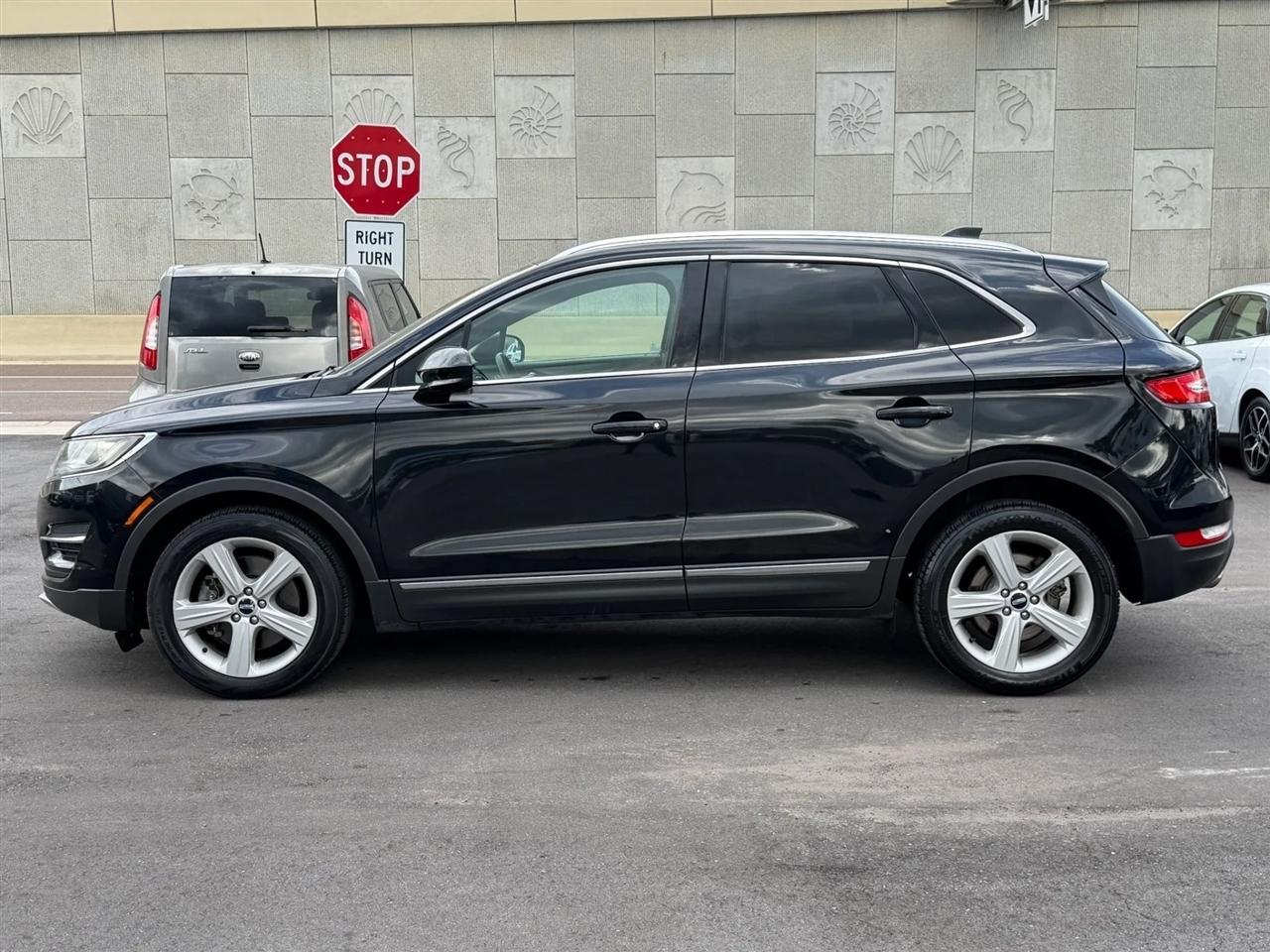 Lincoln MKC  2015