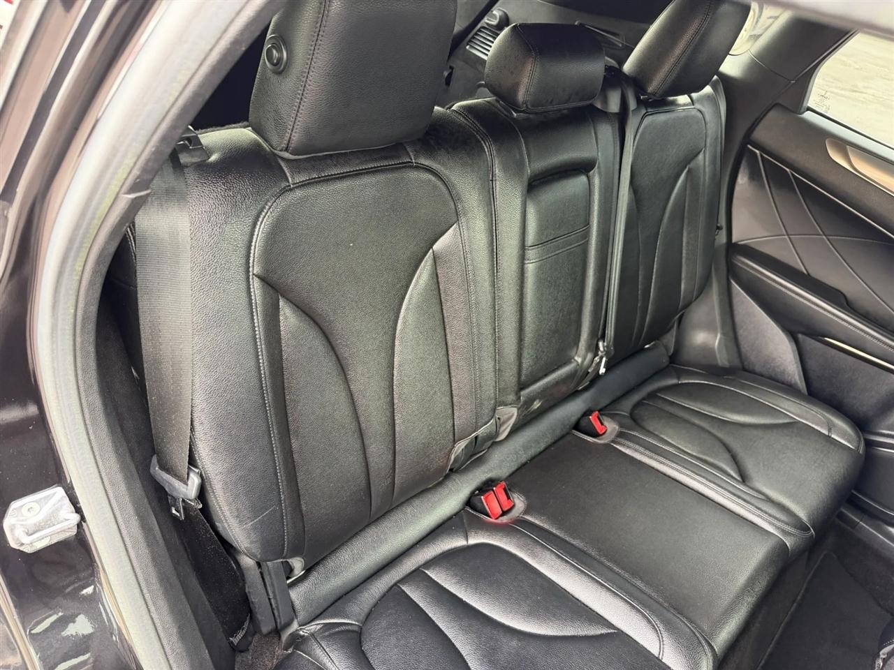 Lincoln MKC  2015