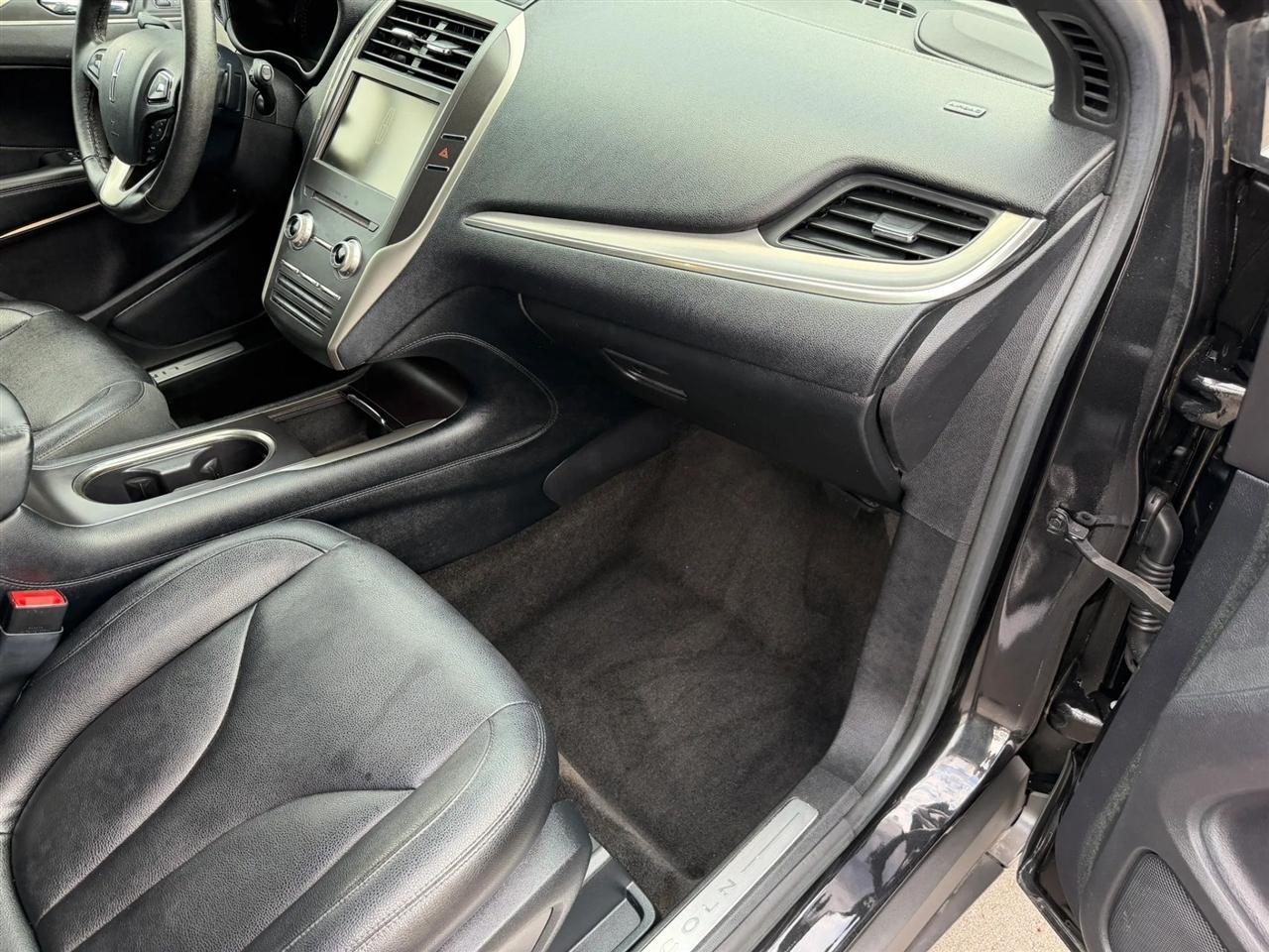 Lincoln MKC  2015