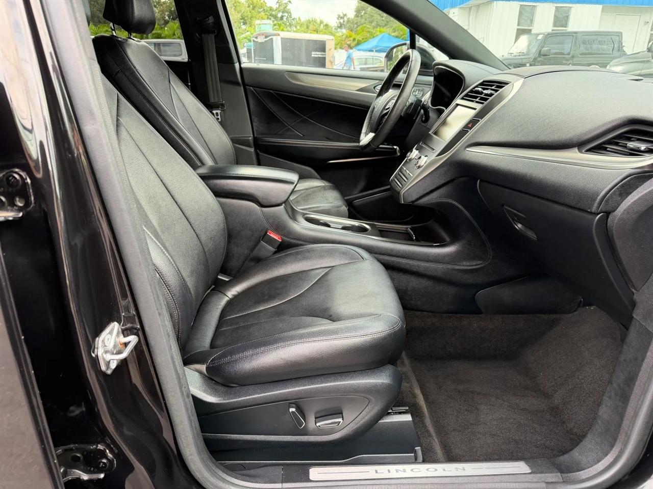 Lincoln MKC  2015