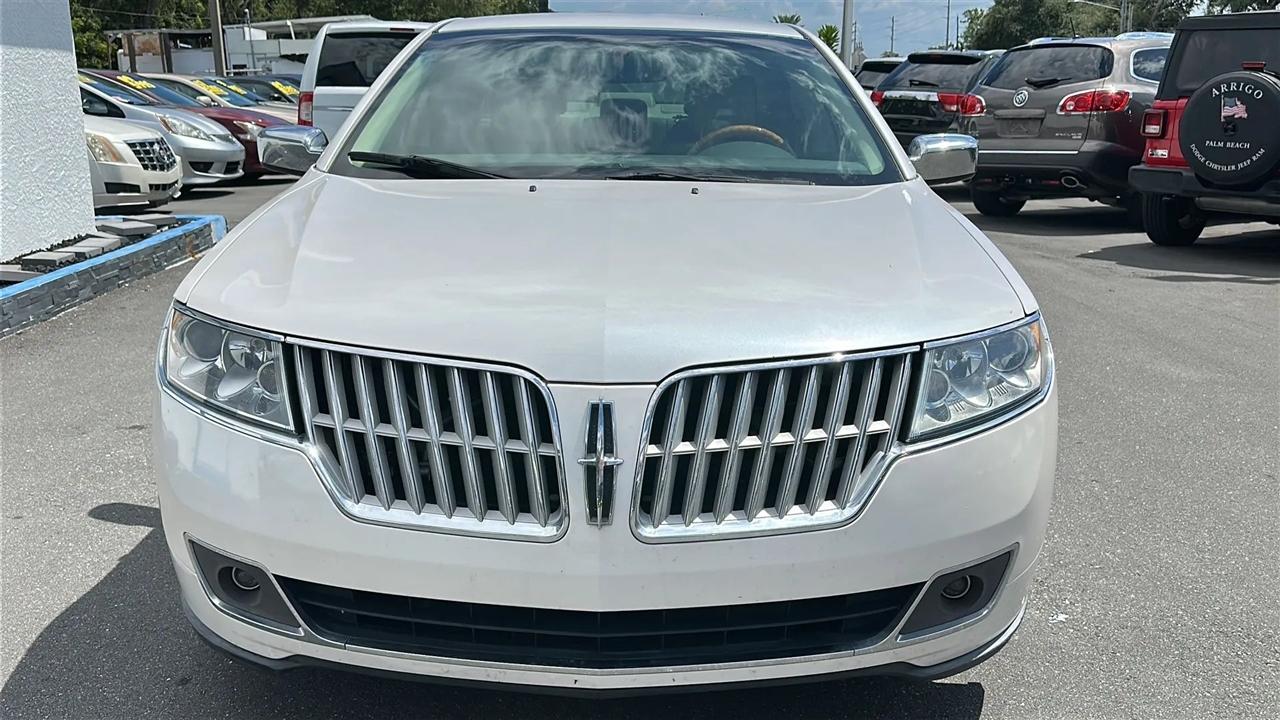 Lincoln MKZ  2012