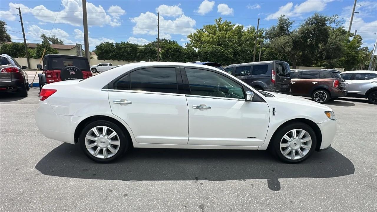 Lincoln MKZ  2012