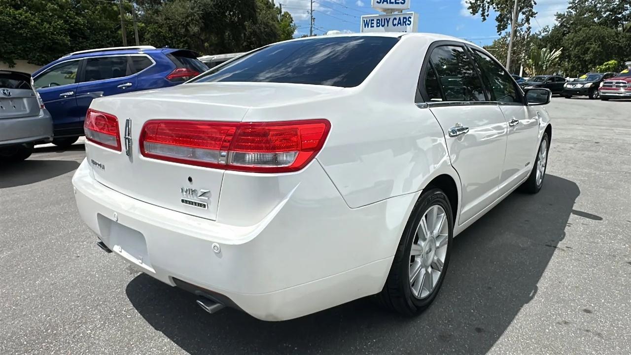 Lincoln MKZ  2012