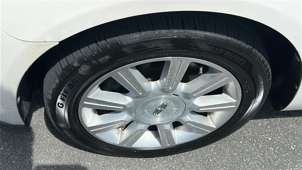 Lincoln MKZ  2012