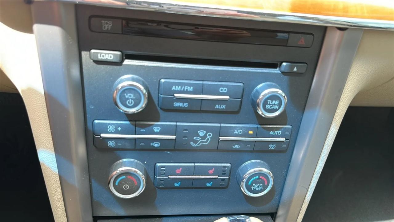 Lincoln MKZ  2012