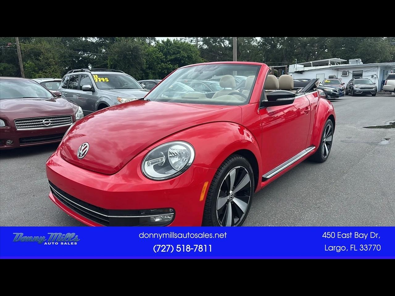 Volkswagen Beetle Convertible  2013