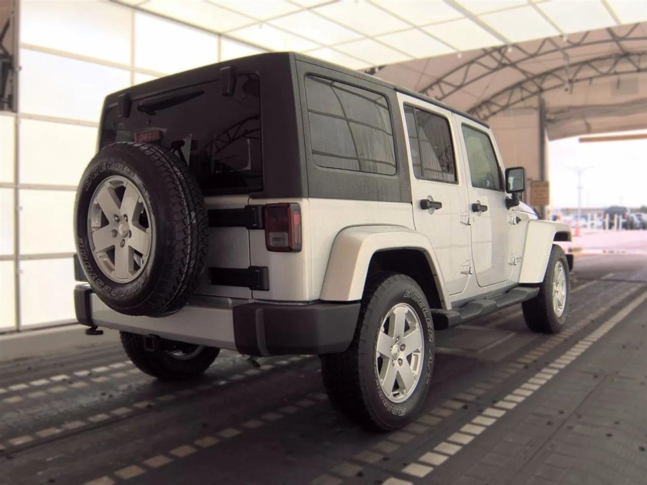 Jeep Wrangler Unlimited  2012