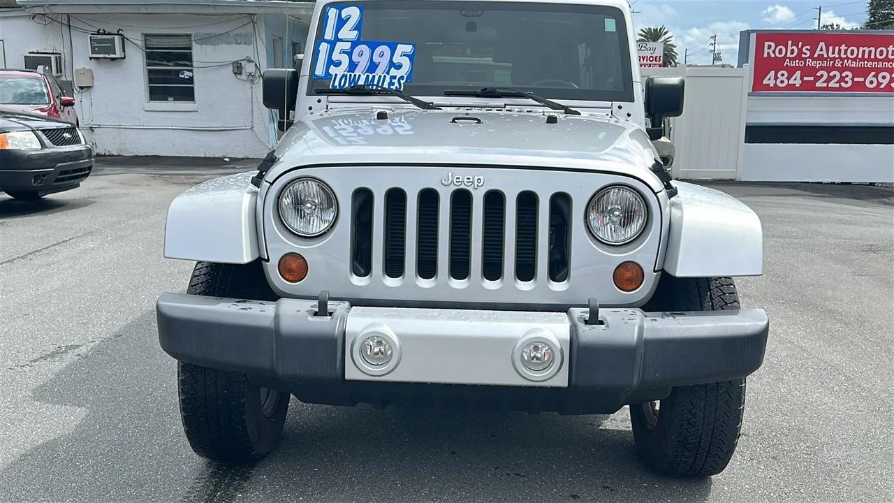 Jeep Wrangler Unlimited  2012