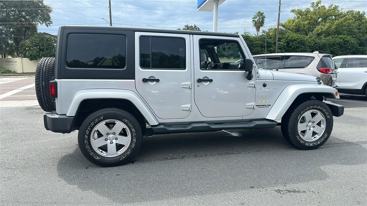 Jeep Wrangler Unlimited  2012