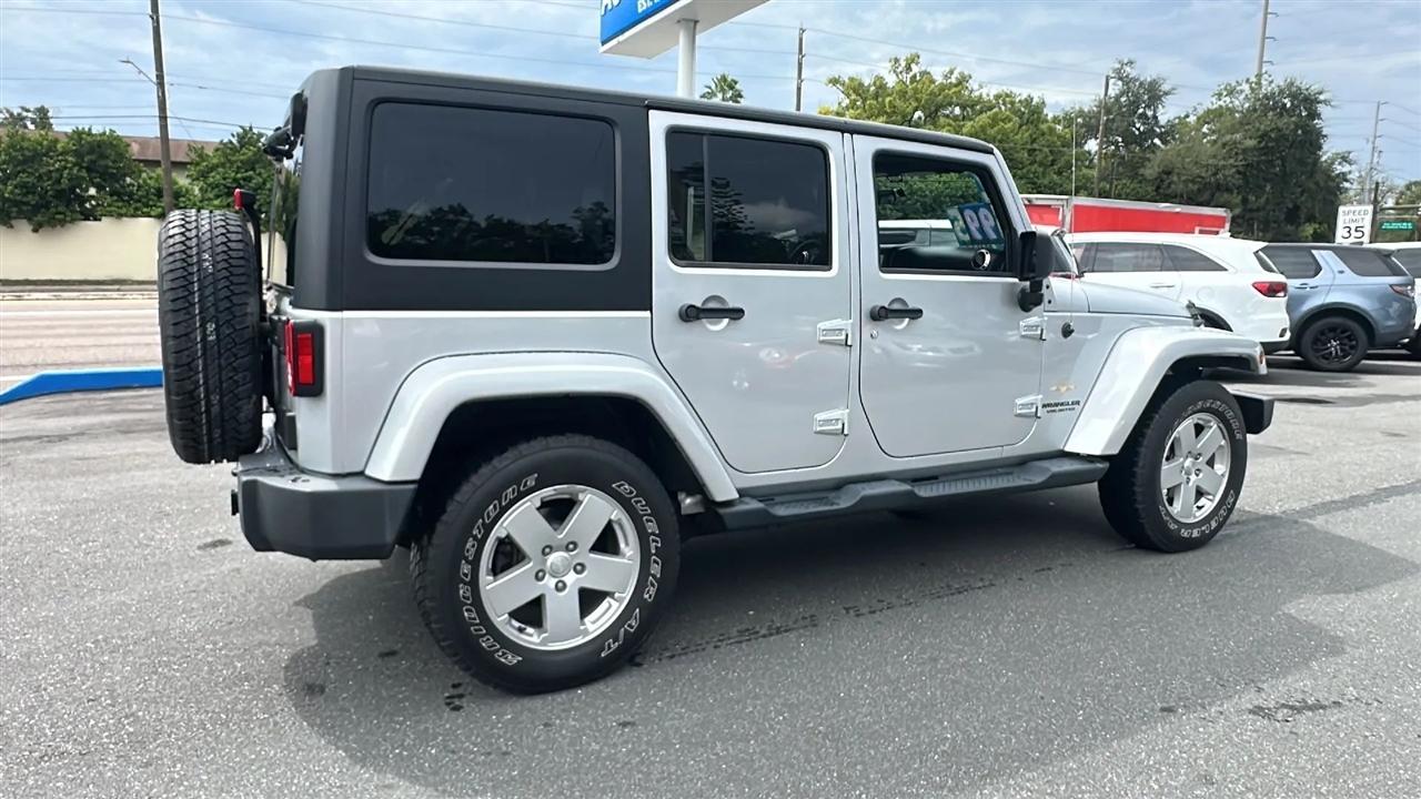 Jeep Wrangler Unlimited  2012