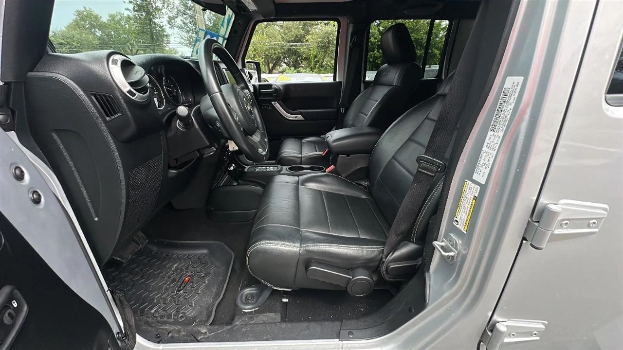 Jeep Wrangler Unlimited  2012