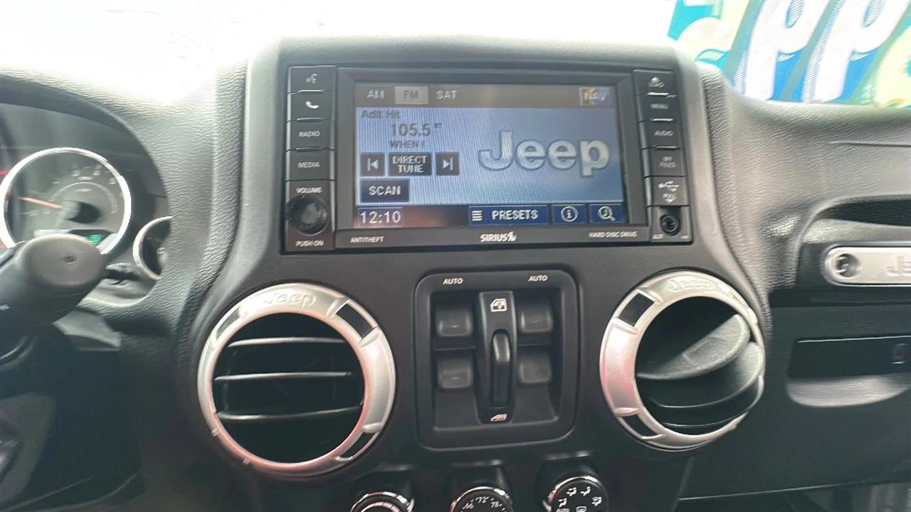 Jeep Wrangler Unlimited  2012