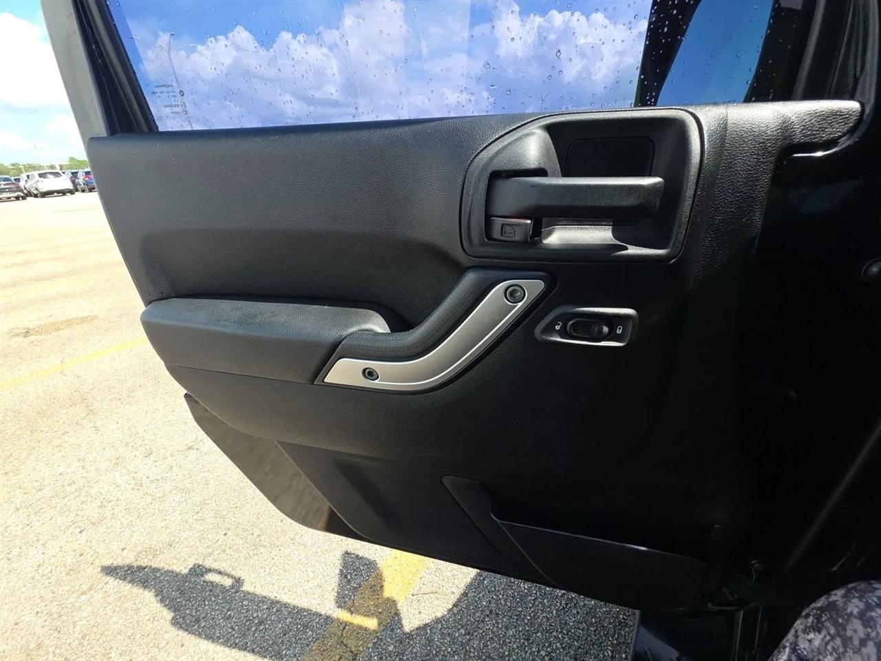 Jeep Wrangler  2013