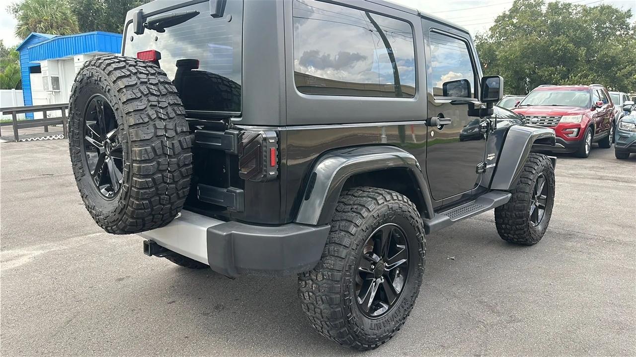 Jeep Wrangler  2013