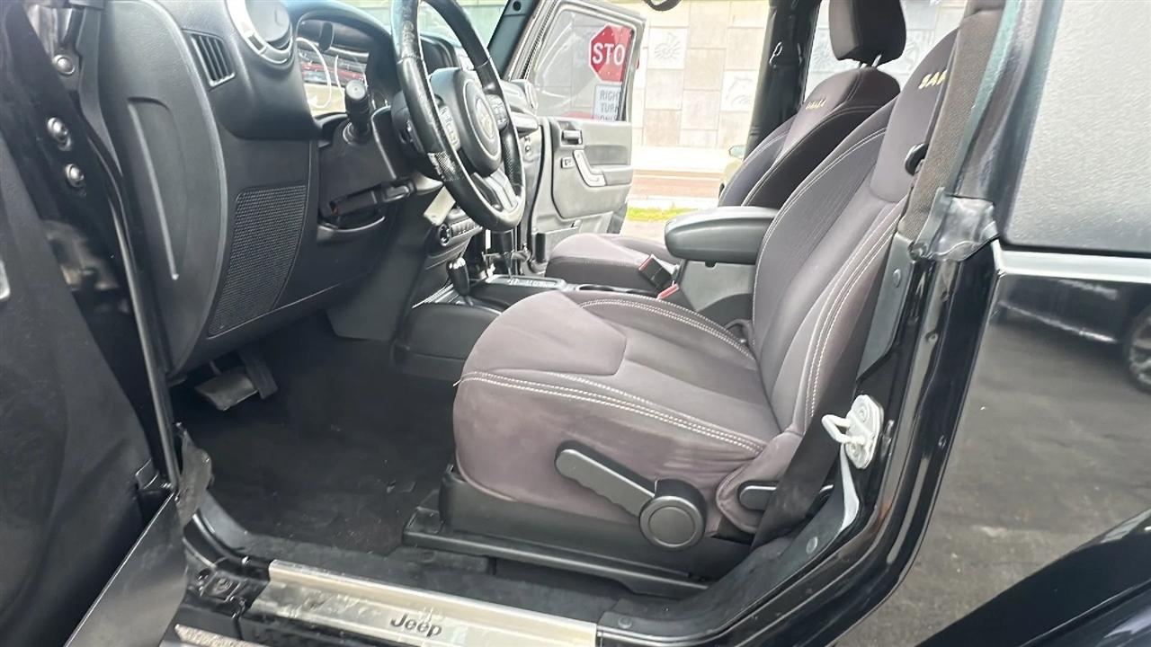 Jeep Wrangler  2013