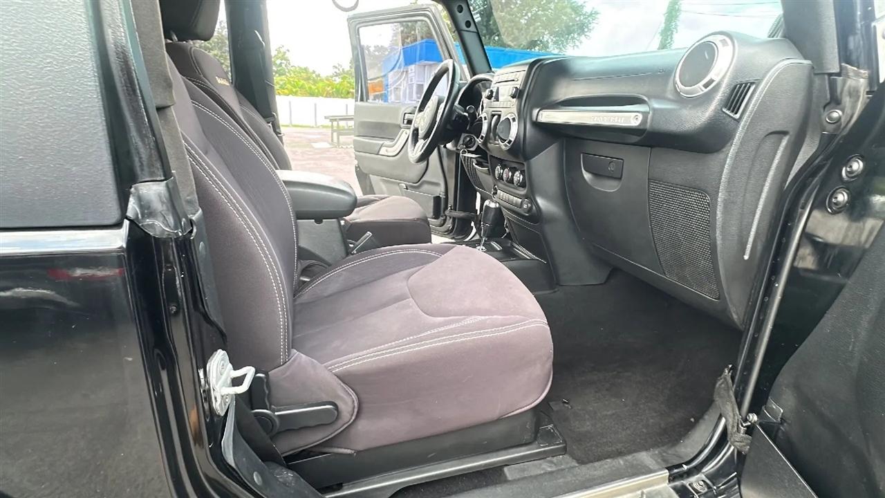 Jeep Wrangler  2013