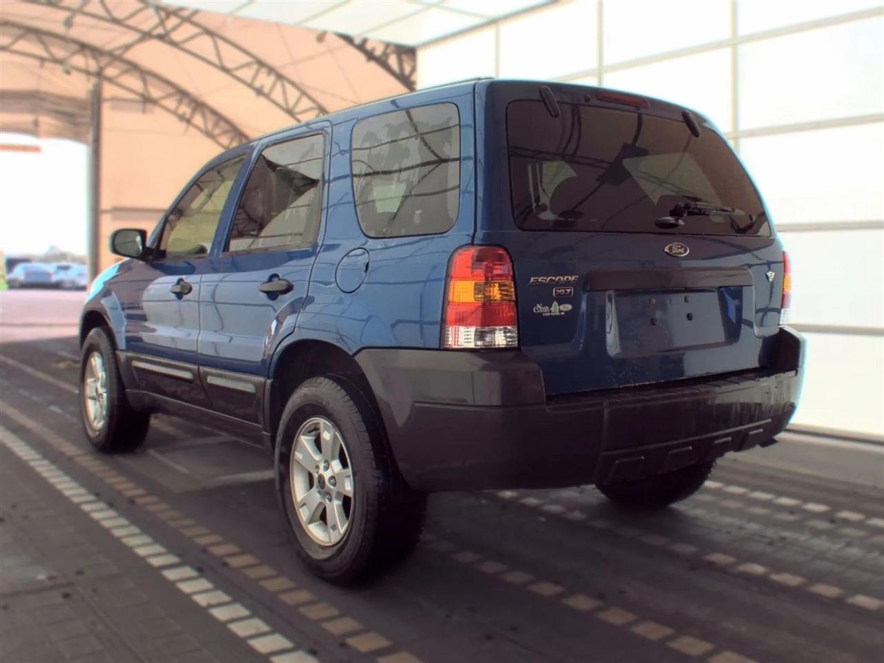 Ford Escape  2007
