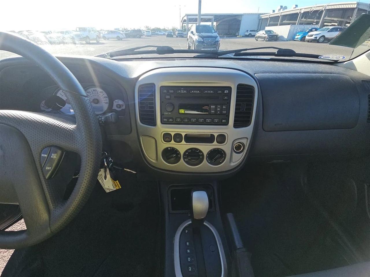 Ford Escape  2007