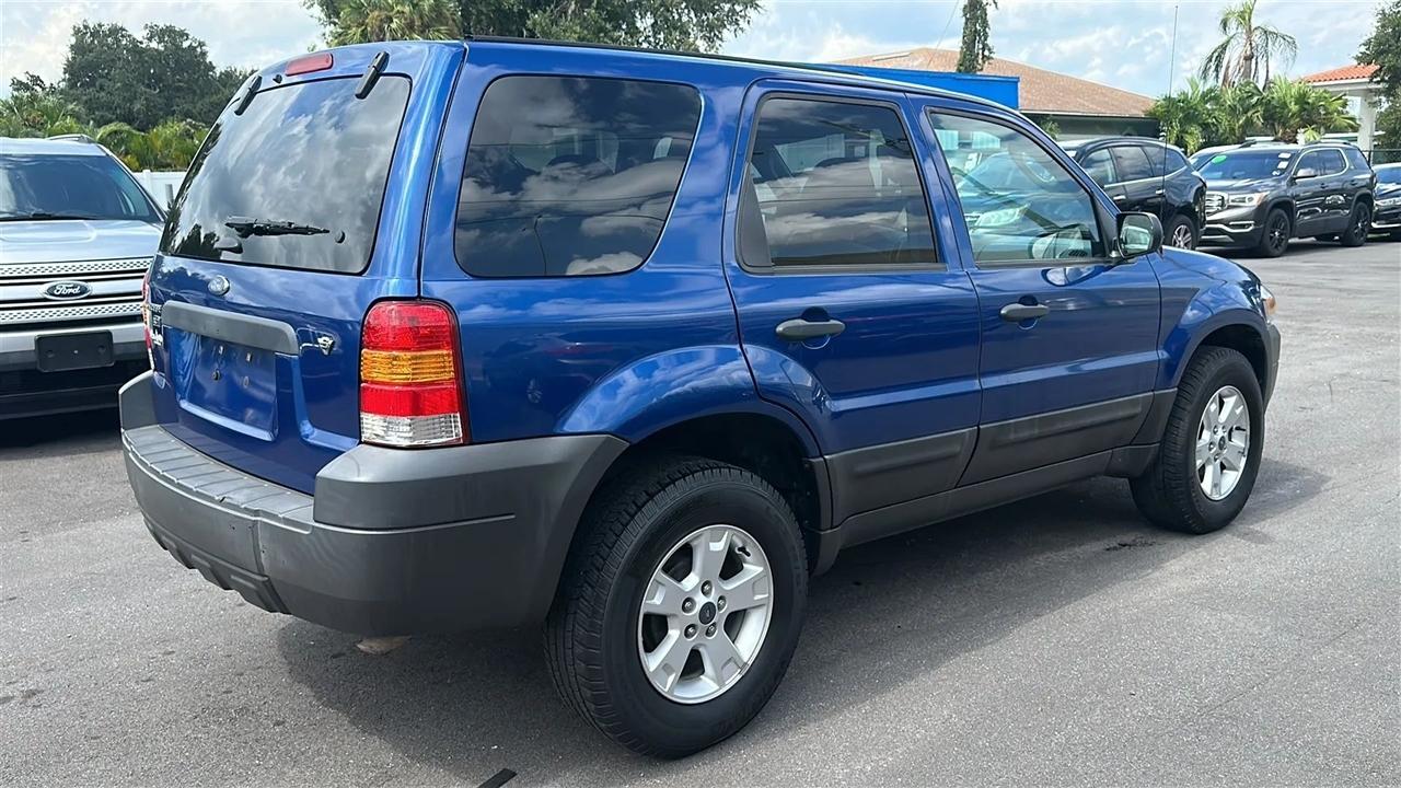 Ford Escape  2007