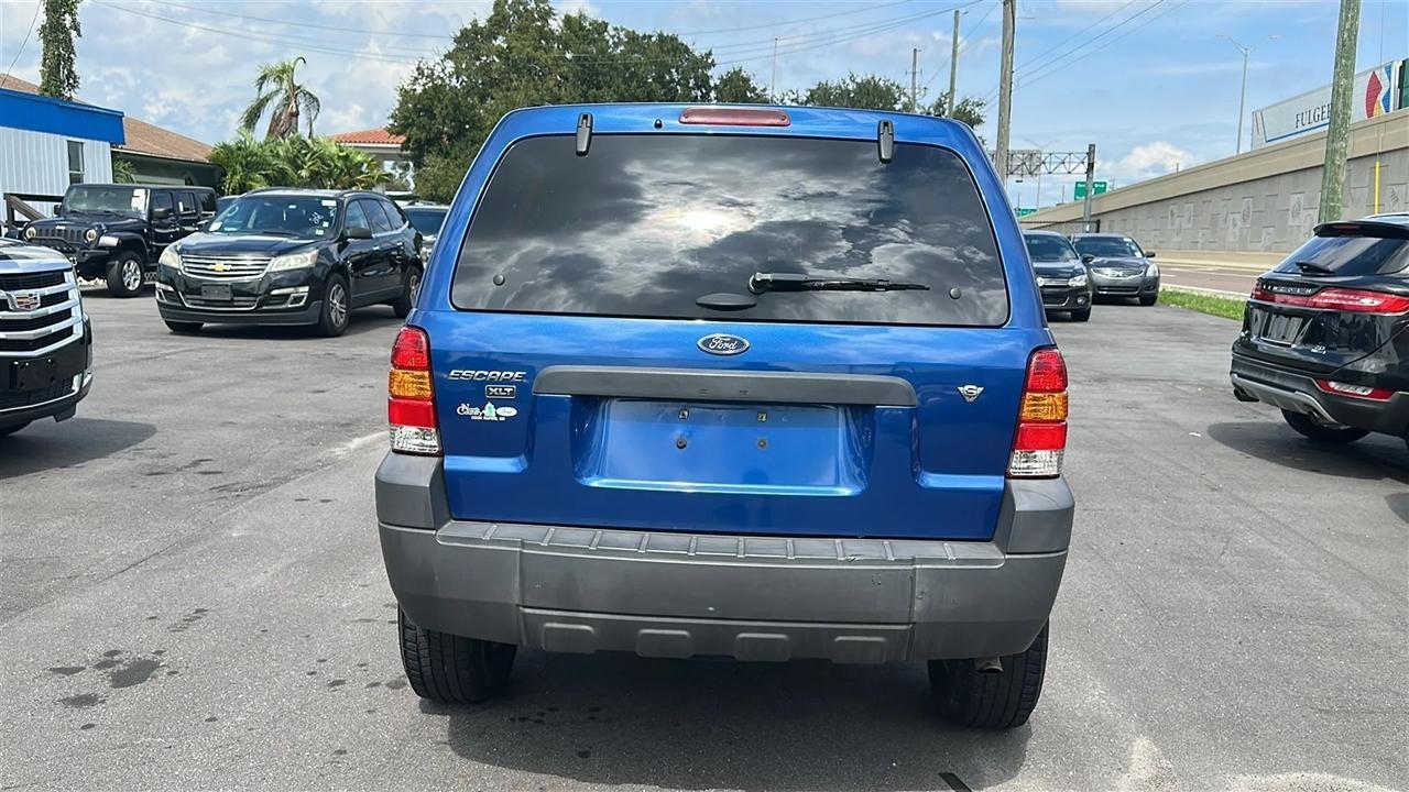 Ford Escape  2007