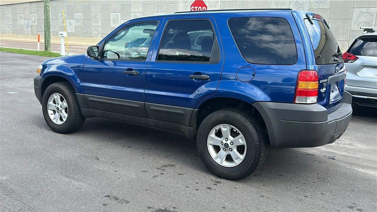 Ford Escape  2007