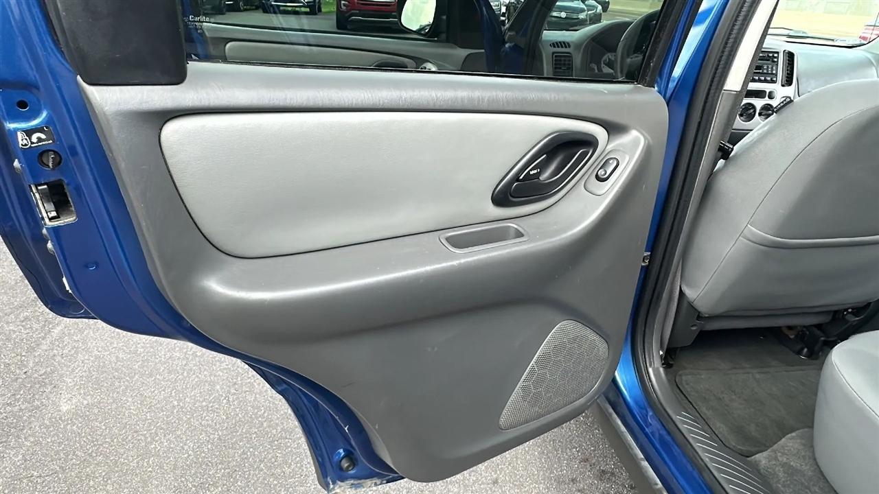 Ford Escape  2007