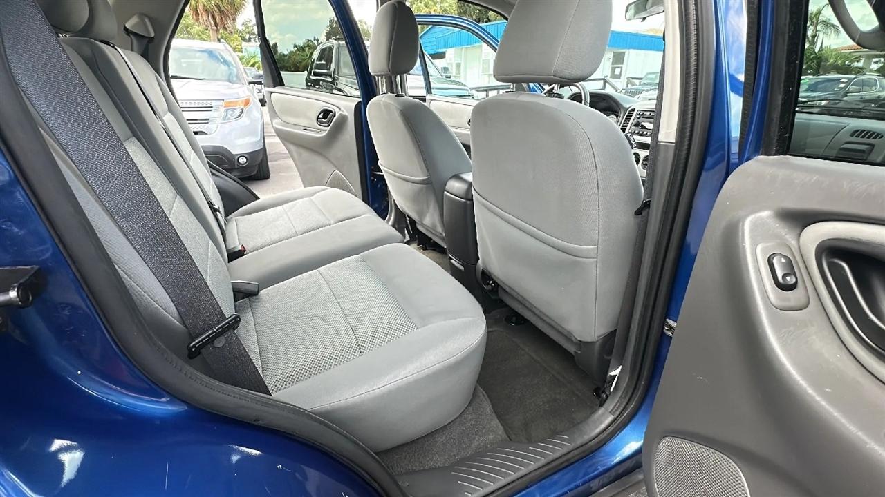 Ford Escape  2007