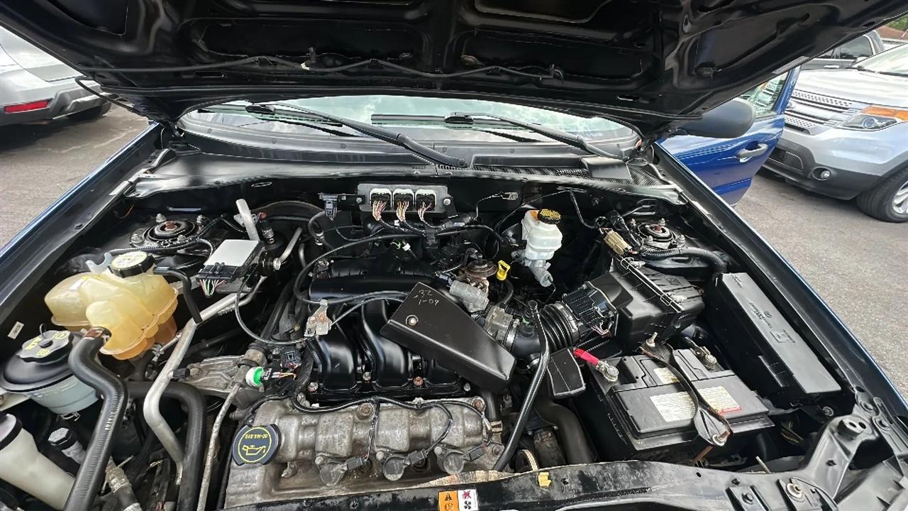 Ford Escape  2007