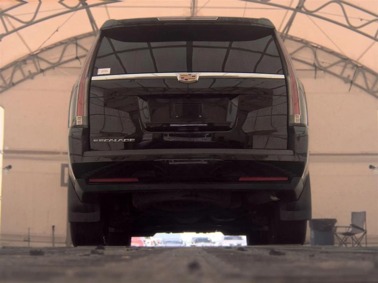 Cadillac Escalade  2015